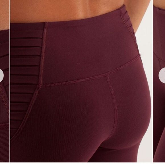 Lululemon Aphrodite Crop
Bordeaux Drama - Picture 6 of 15